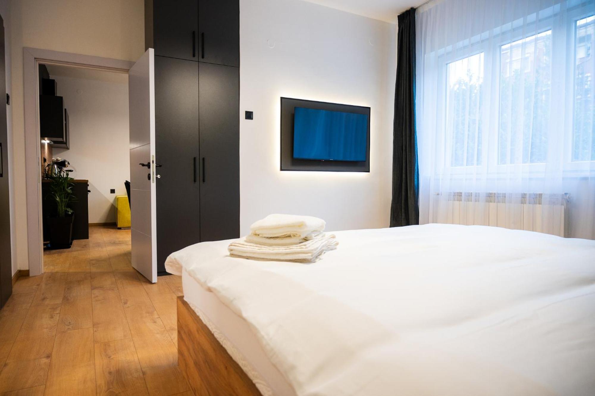 Casa Central Apartments Skopje Bagian luar foto
